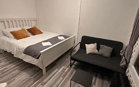 Studio Cosy A Bagneux Rer B A 500M