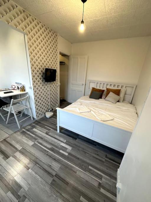 Appartement Studio Cosy A Bagneux Rer B A 500M Extérieur photo